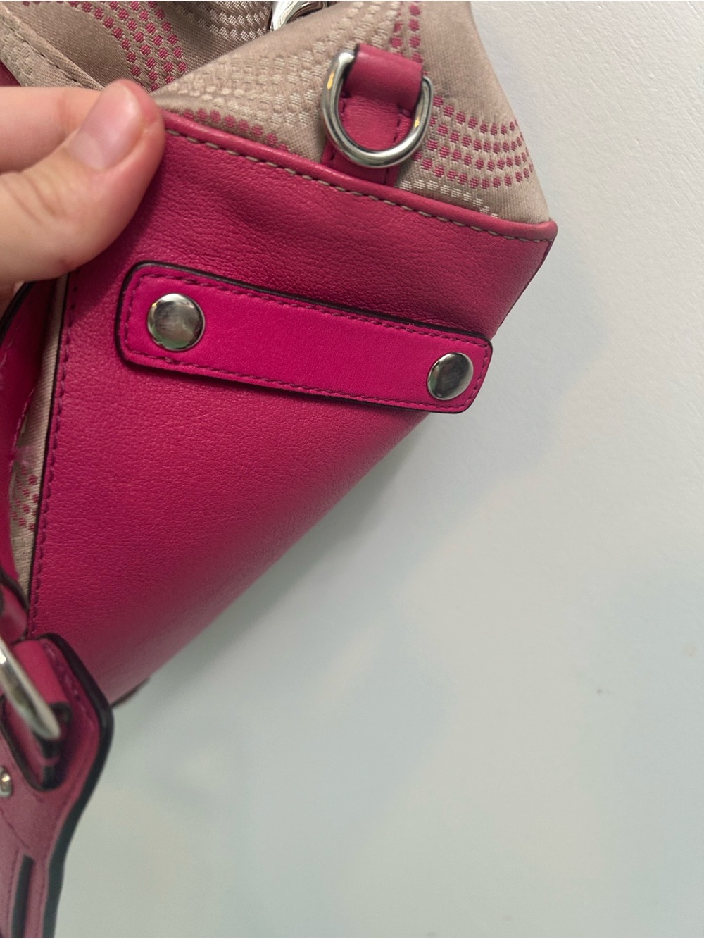 Coach Ashley dotted Op Art sateen satchel in khaki and hot pink with wallet - Picture 9 of 17